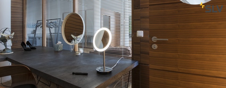 Schminklicht-Schminkleuchten-Schminkspiegel-Schminklampe-SLV-SLV-Schminklicht-SLV-Schminkleuchten-SLV-Schminkspiegel-SLV-Schminklampe
